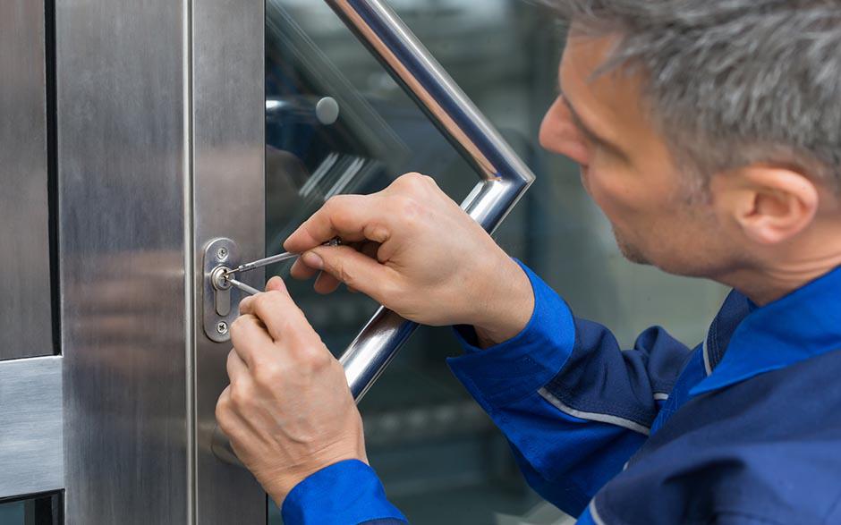 artisan serrurier pas cher Levallois-Perret