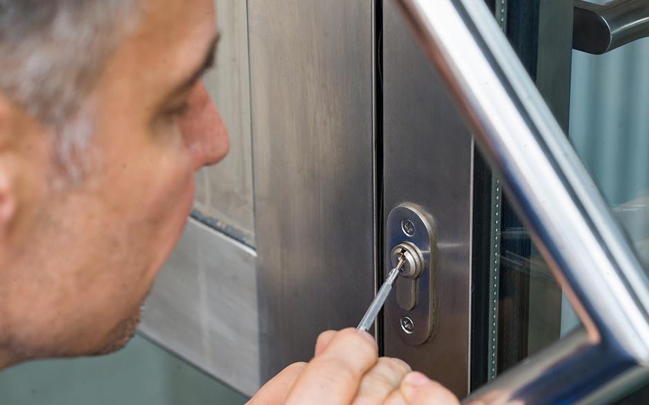 artisan serrurier pas cher Levallois-Perret